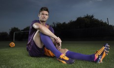 拜仁慕尼黑主帅放话：CBA季后赛八强战必胜巴黎圣日耳曼，郑钦文冷笑回应